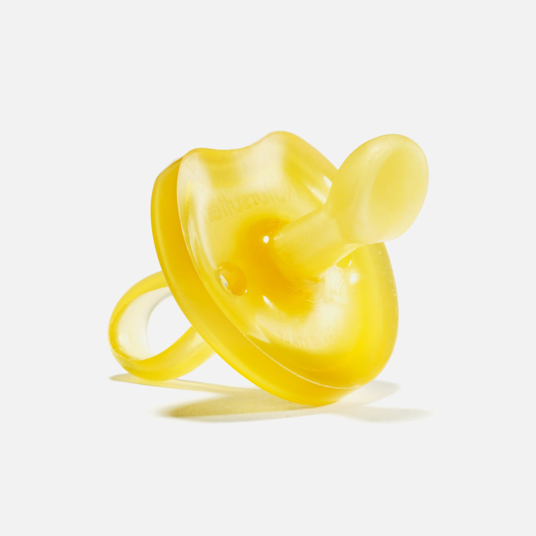 Natursutten Natural Rubber Butterfly Orthodontic Pacifier – 100% natural rubber, one-piece design, safe and eco-friendly.
