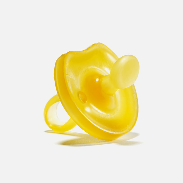 Natursutten Natural Rubber Butterfly Orthodontic Pacifier – 100% natural rubber, one-piece design, safe and eco-friendly.