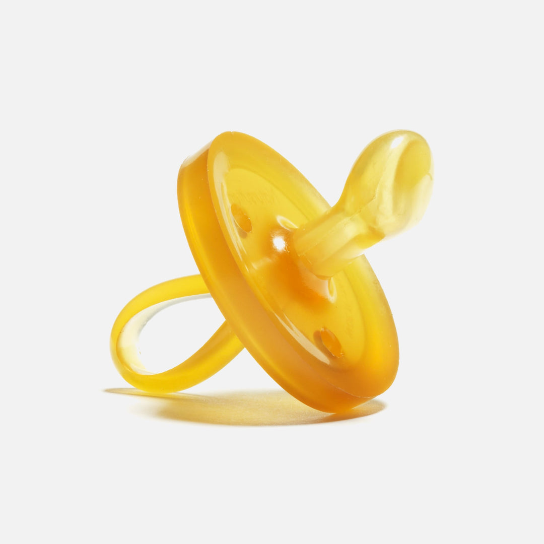 Natursutten Natural Rubber Original Orthodontic baby pacifier in large size, side view of one-piece design