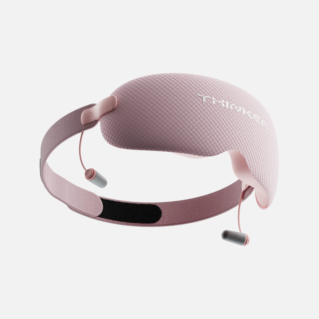EVERYTHINK 0-Vision sleep mask in pink with ergonomic 3D design, lightweight strap, and built-in earplug holders