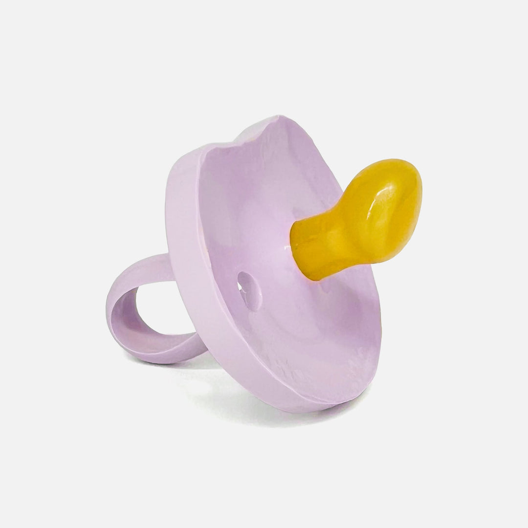 Natursutten Natural Rubber Butterfly Orthodontic Pacifier in Lavender Dreams, featuring a flat orthodontic nipple and ergonomic design.